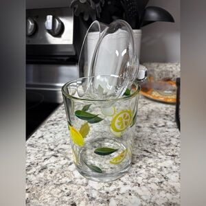 Lemon and Leaf Glass Tumbler with Lid